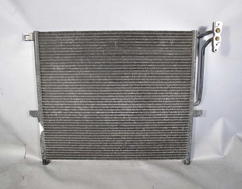 BMW E83 X3 SAV Factory Air Conditioning AC Condenser 2004-2010 USED OEM