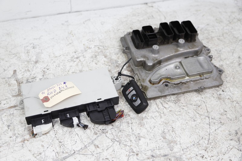 14-16 BMW F10 5 Series DME ECU Engine N55 Computer Unit Key SET 8665279 OEM