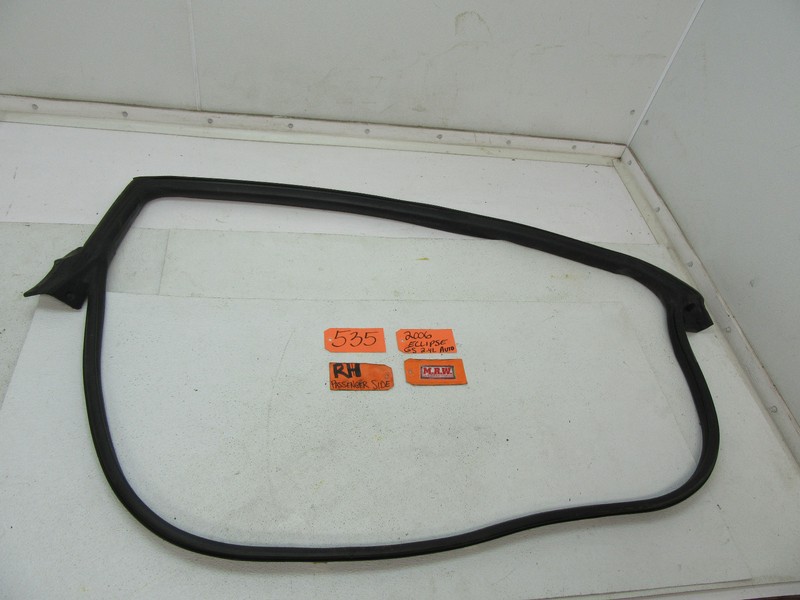 FITS 06-08 ECLIPSE COUPE RIGHT PASSENGER DOOR BODY RUBBER SEAL WEATHER STRIP CAR