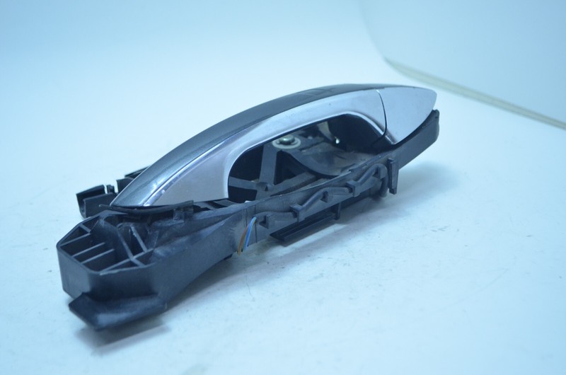 07-13 MERCEDES W221 S550 REAR RIGHT PASSENGER SIDE EXTERIOR DOOR HANDLE OEM