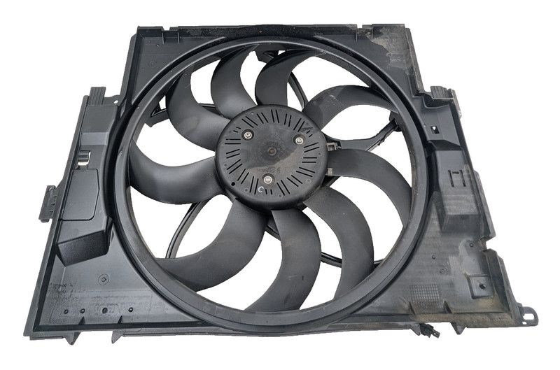 12-16 BMW 320I 328I F30 2.0L N20 ENGINE RADIATOR COOLING FAN W/ MOTOR OEM