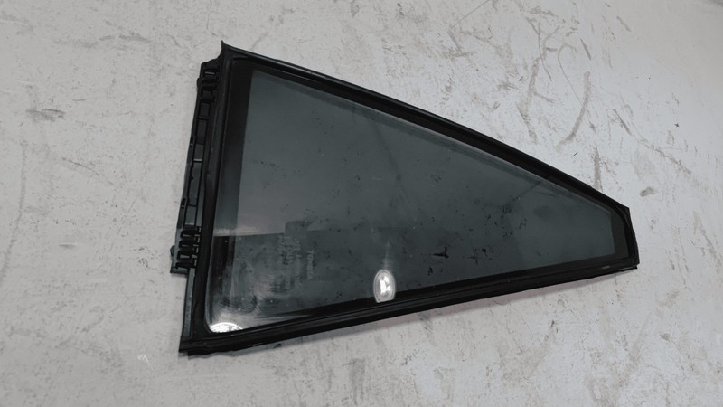 2019-2024 TOYOTA RAV4 XSE REAR LEFT SIDE DOOR WINDOW CORNER VENT FIXED GLASS OEM