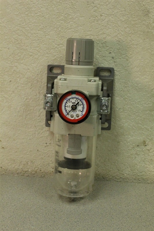 SMC AW40K-N06-Z-B Filter Regulator 7-125 PSI 3/4"NPT *FREE SHIPPING*