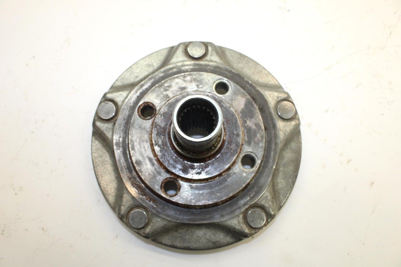 1992 Suzuki King Quad 300 Oem Right Rear Hub 64110-39D40 AS19