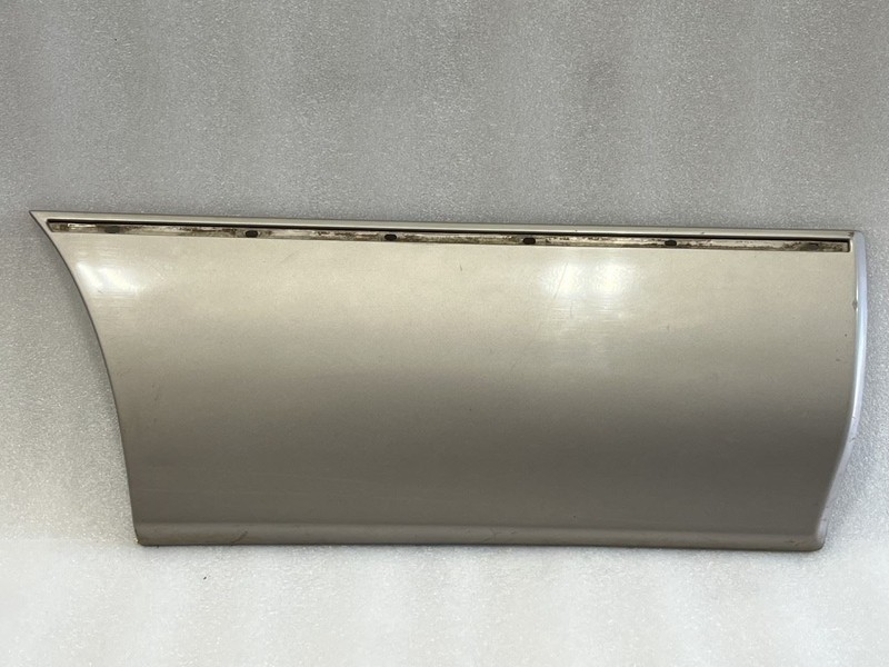 1990 1991 LEXUS ES250 RIGHT PASSENGER SIDE REAR DOOR MOLDING TRIM BEIGE GOLD