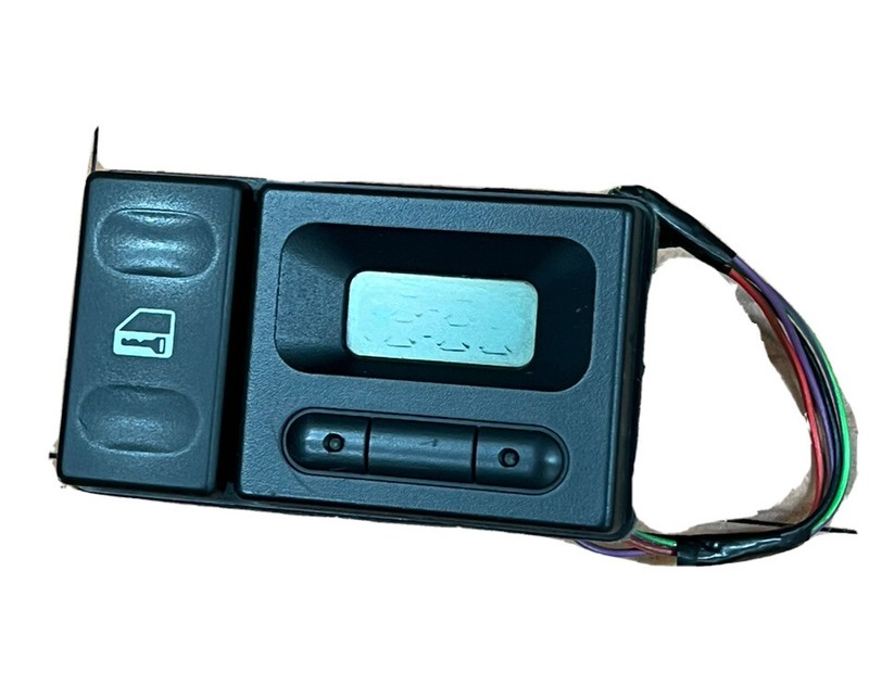 2000 2001 2002 LAND ROVER DISCOVERY DASH CLOCK YFB100500
