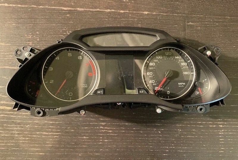 2010 Audi A4 INSTRUMENT CLUSTER SPEEDOMETER GAUGE 8K0920950E OEM