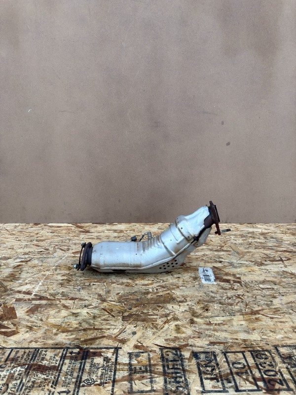 NISSAN INFINITI 07-21 OEM RIGHT PASSENGER MANIFOLD MUFFLER EXHAUST PIPE TUBE