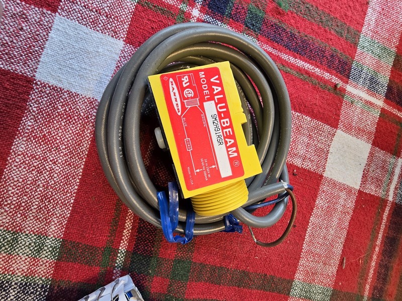 Banner SM2A91RSR Valu-Beam Photo Photoelectric Sensor *FREE SHIPPING*