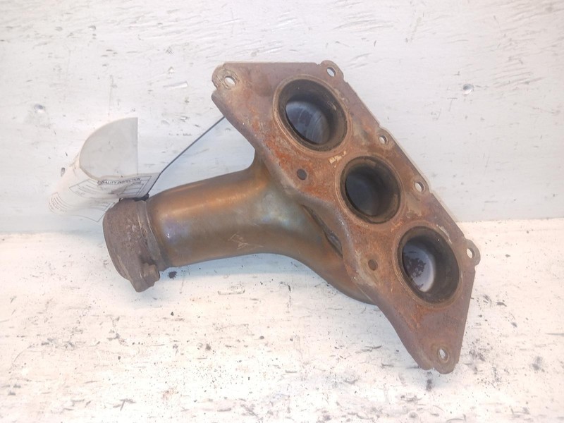 13-'14 MERCEDES C300 driver side Exhaust Manifold OEM 1 Year Warranty!