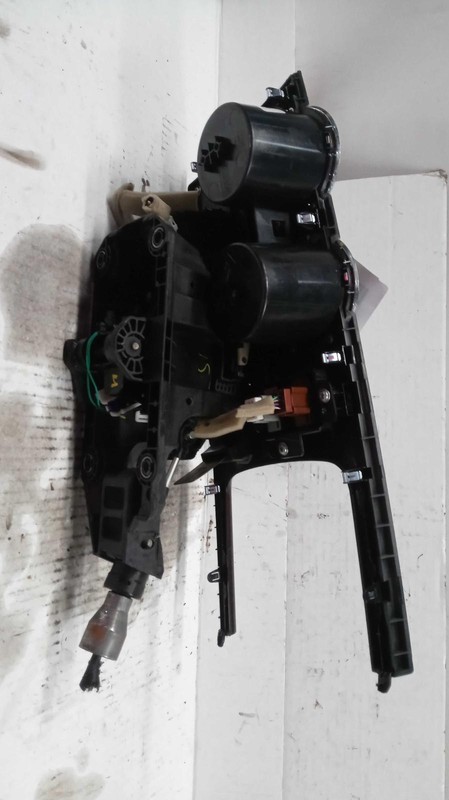 2015 Nissan Pathfinder Automatic Transmission Shift Lever Assembly, 107K Miles