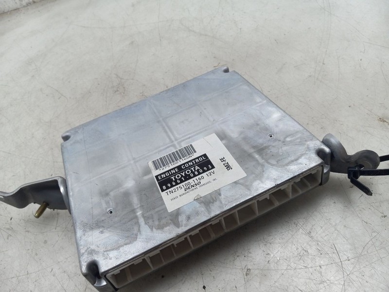2004 TOYOTA SIENNA 3.3L FWD AT ENGINE ELECTRONIC CONTROL MODULE ECM