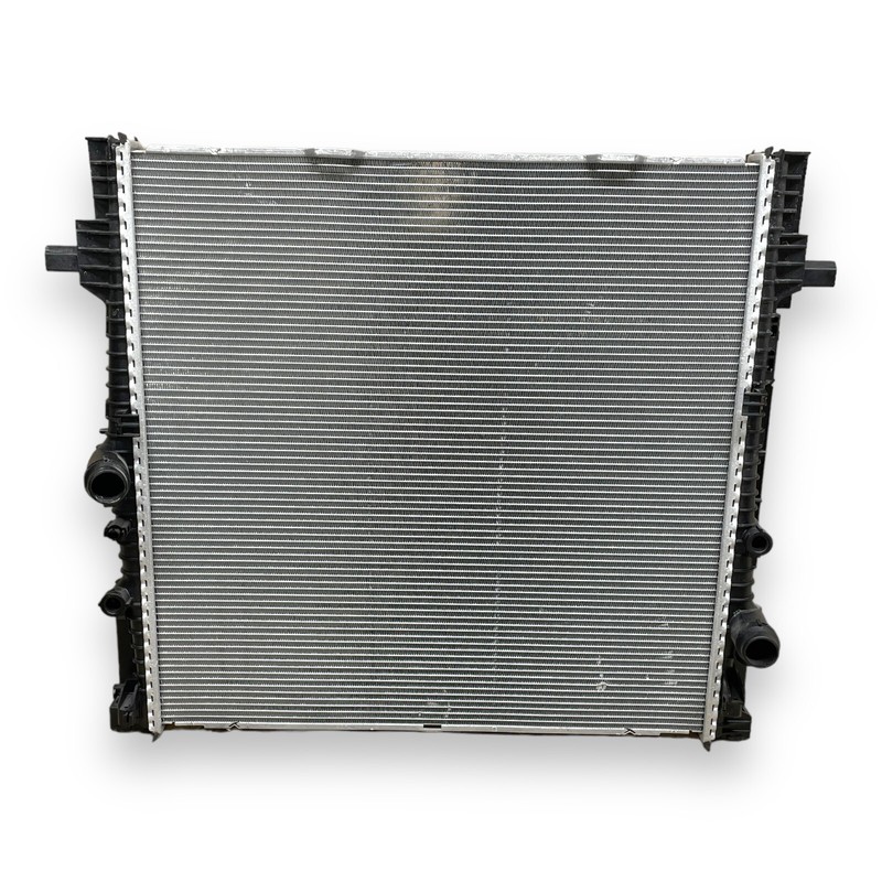 2013-2017 BMW X5 F15/F85 X6 F16 Main Engine Cooling Radiator OEM 17117589467