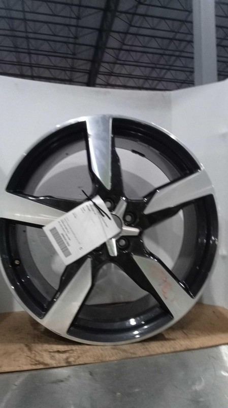 2020 Audi A6 20 OEM Wheel 5 V Spoke White Rim 4DR SED 4K0601025J Used