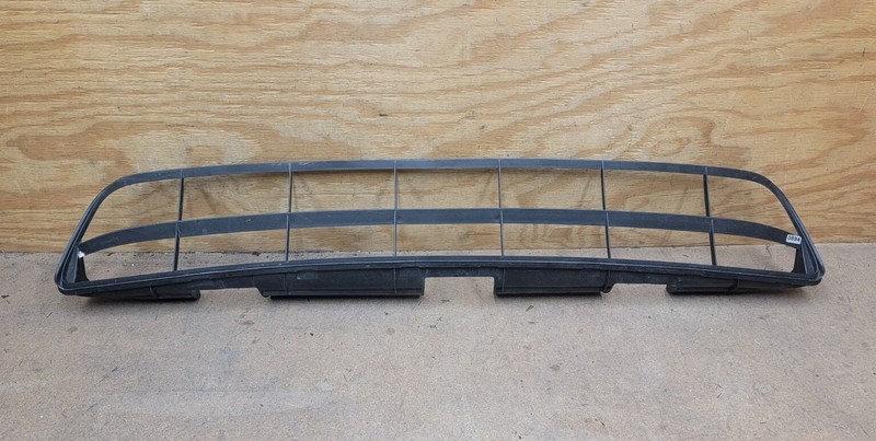 2010 2011 2012 LEXUS RX350 RX450h Front Bumper Lower Grille OEM 531120E020 OEM