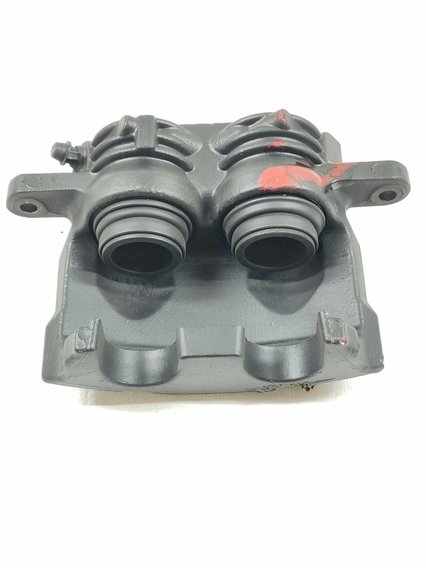 2005 Grand Prix GXP Front LH Driver Brake Caliper Assembly P/N 89060373