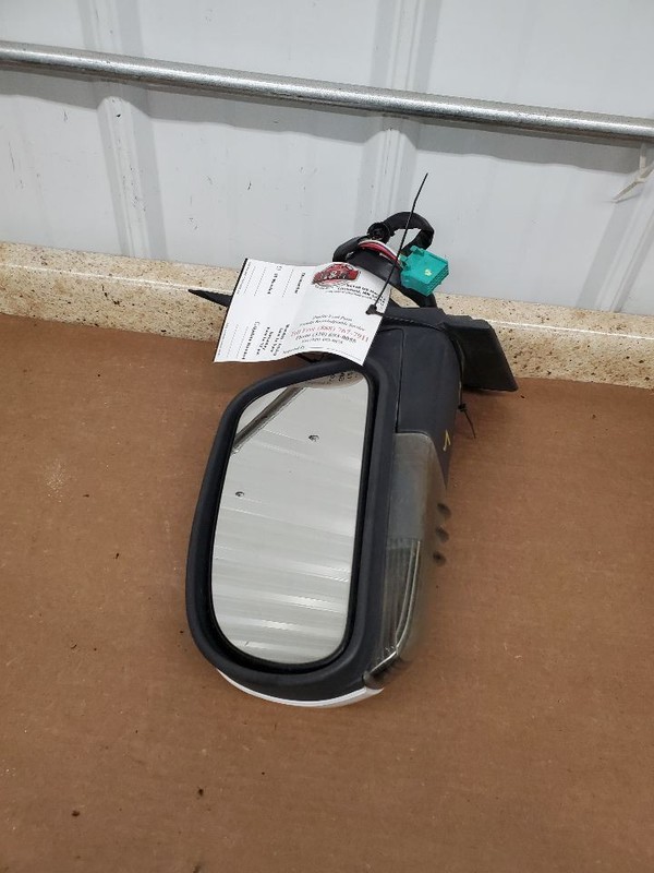 Driver Side View Mirror Power With Integral Turn Signal Fits 06-07 ENVOY 295096