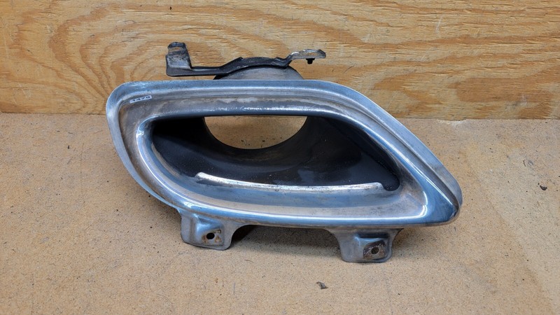 2012 2013 2014 Hyundai Genesis Sedan Rear Exhaust Tips Right Passenger Side OEM