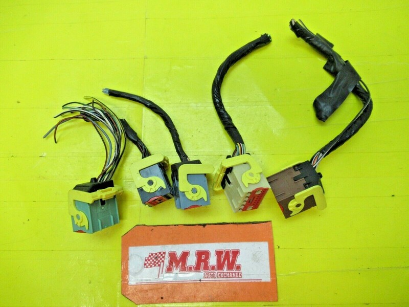 WIRE PLUG off THEFT LOCKING ALARM COMPUTER ECM KEYLESS ENTRY for 02 03 FOCUS