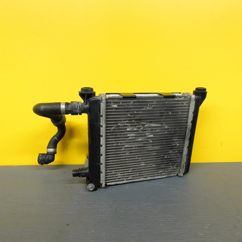 2016-2019 BMW X1 F48 Radiator Cooling Radiator Oem 17119884537