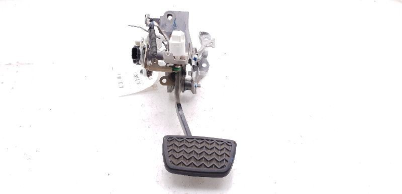 12 13 14 15 16 17 Toyota Camry Brake Pedal