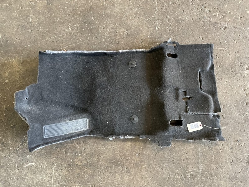 Front Left Floor Covering Carpet 2020 GMC Acadia 84753863 2017 2018 2019 2021