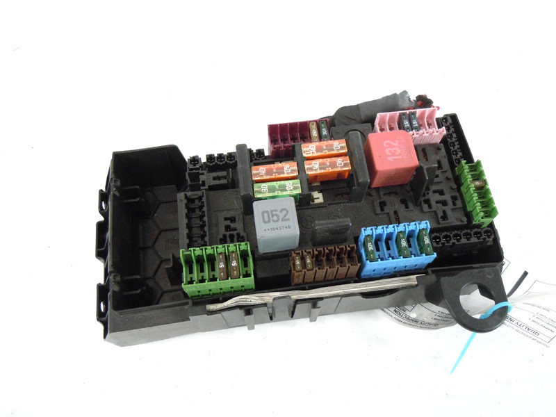 2019 19 Mercedes-Benz C300 Cabin Relay Fuse Box OEM