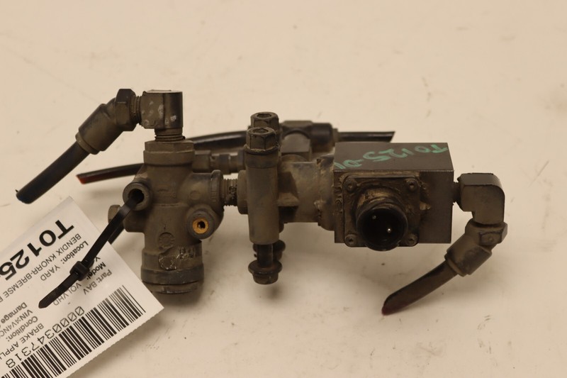 2018-2024 VOLVO VNL 760 860 BENDIX KNORR-BREMSE BRAKE VALVE RELAY 0486206106 OEM