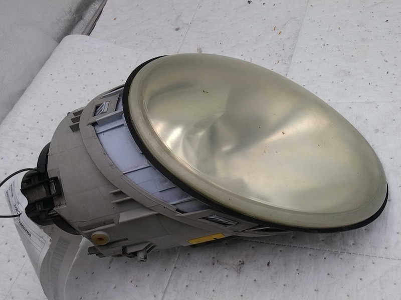 2003 Volkswagen Beetle Left Headlight Assembly OEM 374998 - Used, 125K Miles