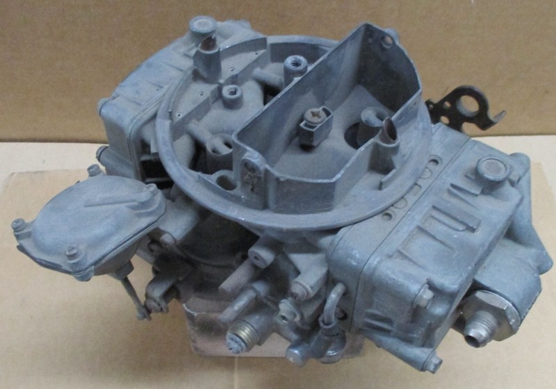 USED 4 BARREL HOLLEY 4175 SERIES CARBURETOR 8679 2127 650 CFM VACUUM SECONDARY