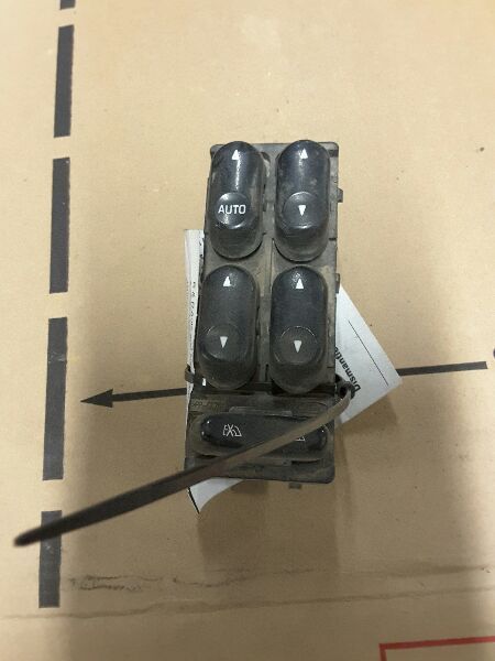 02 03 FORD EXPLORER L. ELECTRIC DOOR SWITCH 106540