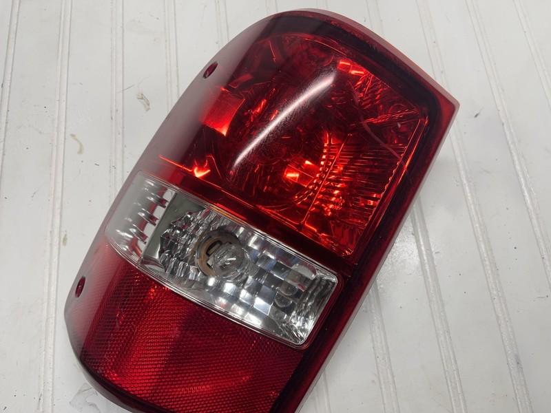 06-11 Ford Ranger Rear Left Tail Light Tail Lamp Assembly Oem Tested
