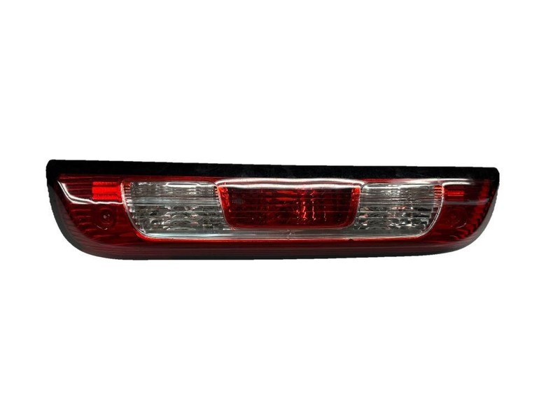 Chevrolet Silverado 1500 pickup 3rd brake light 19 to 23 avoidance lamp assy OEM