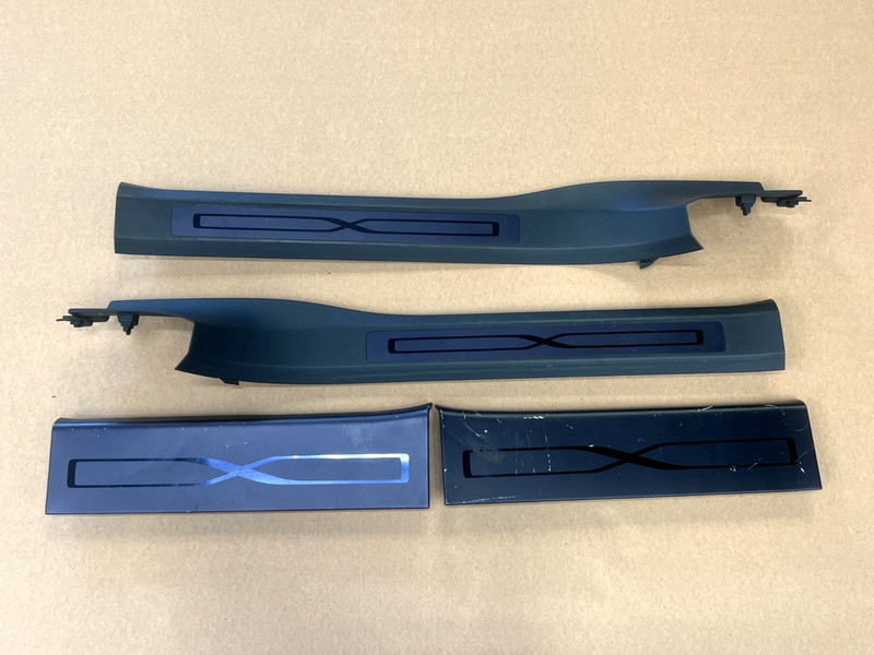 ⭐2016-2020 TESLA MODEL X FRONT & REAR LH & RH DOOR SILL SCUFF PLATE OEM LOT2632