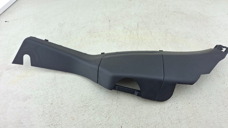 2017 - 2019 NISSAN ROGUE SPORT FRONT LEFT SIDE C PILLAR TRIM PANEL OEM