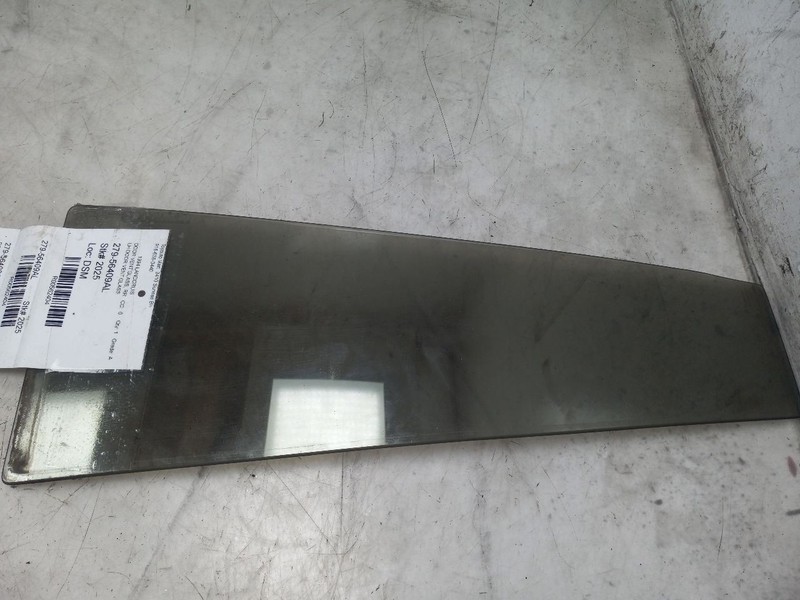 93 94 95 96 97 98 TOYOTA LAND CRUISER REAR DRIVER LEFT DOOR VENT GLASS