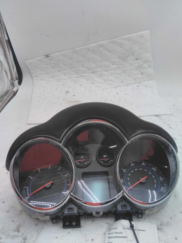 2012 Chevrolet Cruze Speedometer Gauge Black OEM 95213467 130k Miles