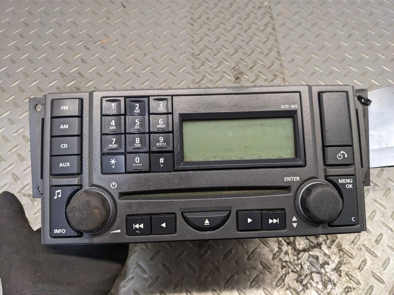 Audio Equipment Radio Receiver Am-fm-cd Player 9 Speaker Fits 05-09 LR3 1164074