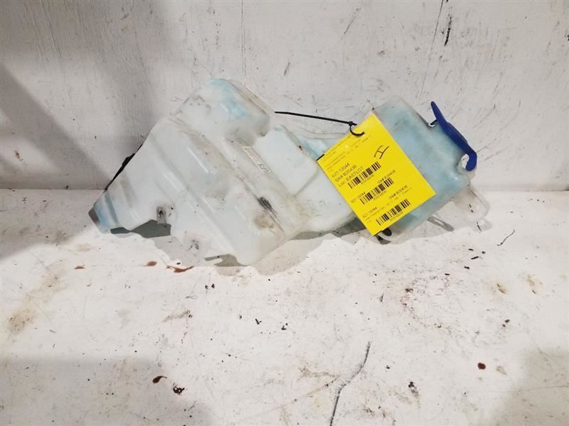 Wash Reservoir Fits 18-20 FORD F150 PICKUP 3142030
