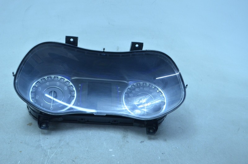 2015 CHRYSLER 200 2.4L SPEEDOMETER INSTRUMENT CLUSTER OEM