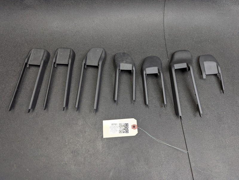 Front Right & Left Seat Track Covers 2018 Infiniti Q50 2014 2015 2016 2017 -2022