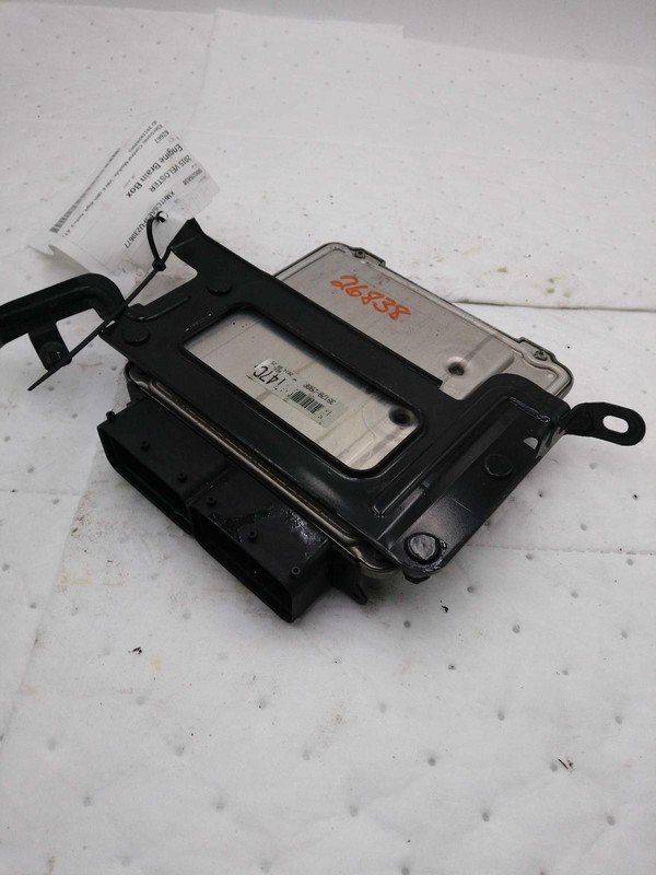 2015 Hyundai Veloster Engine Control Module ECM 1.6L OEM Red 101k Miles