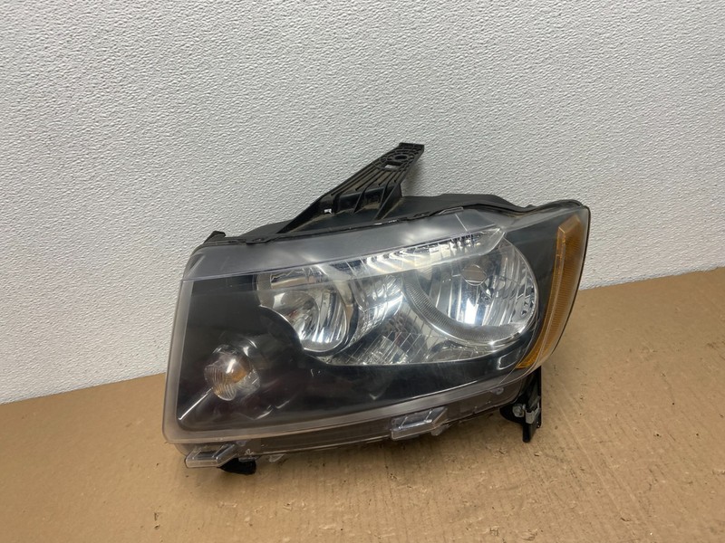2011 to 2013 Jeep Grand Cherokee Halogen Left Driver Lh Headlight Oem AB6645 DW