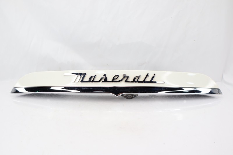 ✅ 14-17 MASERATI GHIBLI M157 TRUNK LID MOLDING LICENSE LIGHT TRIM W CAMERA OEM