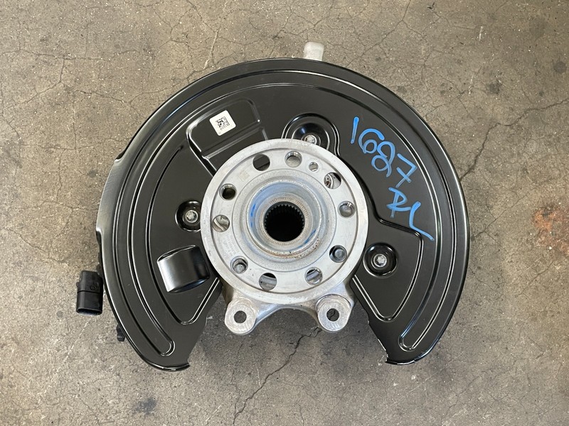 23 24 25 Mercedes EQS450 SUV X296 Rear Left Spindle Knuckle Hub RWD 1627 OEM