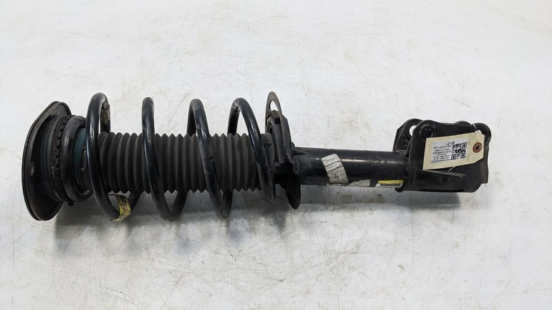 Left Driver Front Strut w/ Spring F2GC-18K001-END 2017 Lincoln MKX 2016 2018