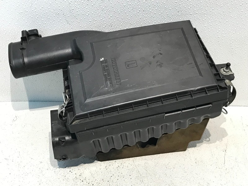 07-12 LEXUS LS460 LEFT UPPER AIR INTAKE CLEANER BOX LID 17706-38020