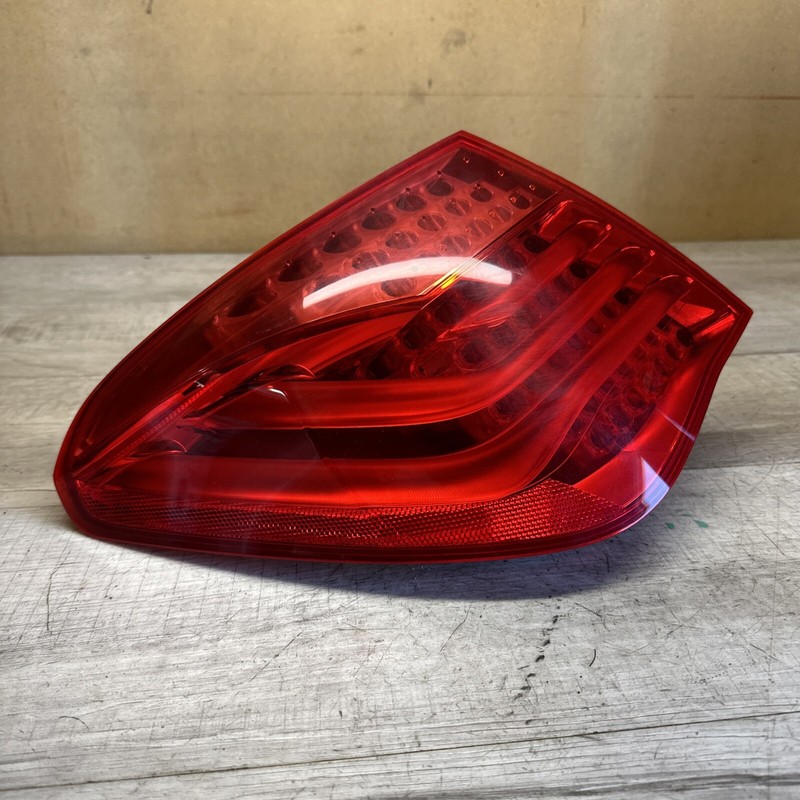 7182201 I 2009-12 BMW 7 SERIES REAR LEFT DRIVER SIDE OUTER TAILLIGHT LAMP OEM LH