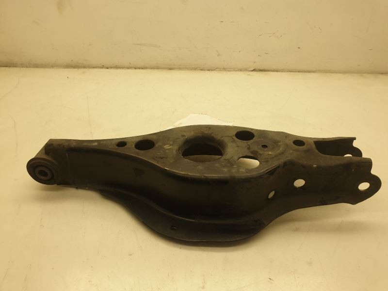 13-19 LEXUS GS350 2WD PASSENGER REAR LOWER CONTROL ARM ASSEMBLY