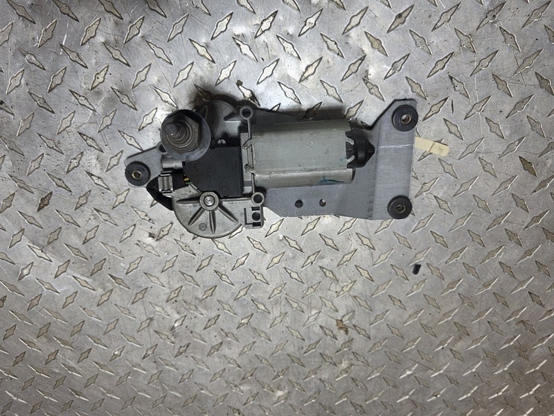 02-04 Nissan Xterra Rear Wiper Motor Assembly Tested Oem